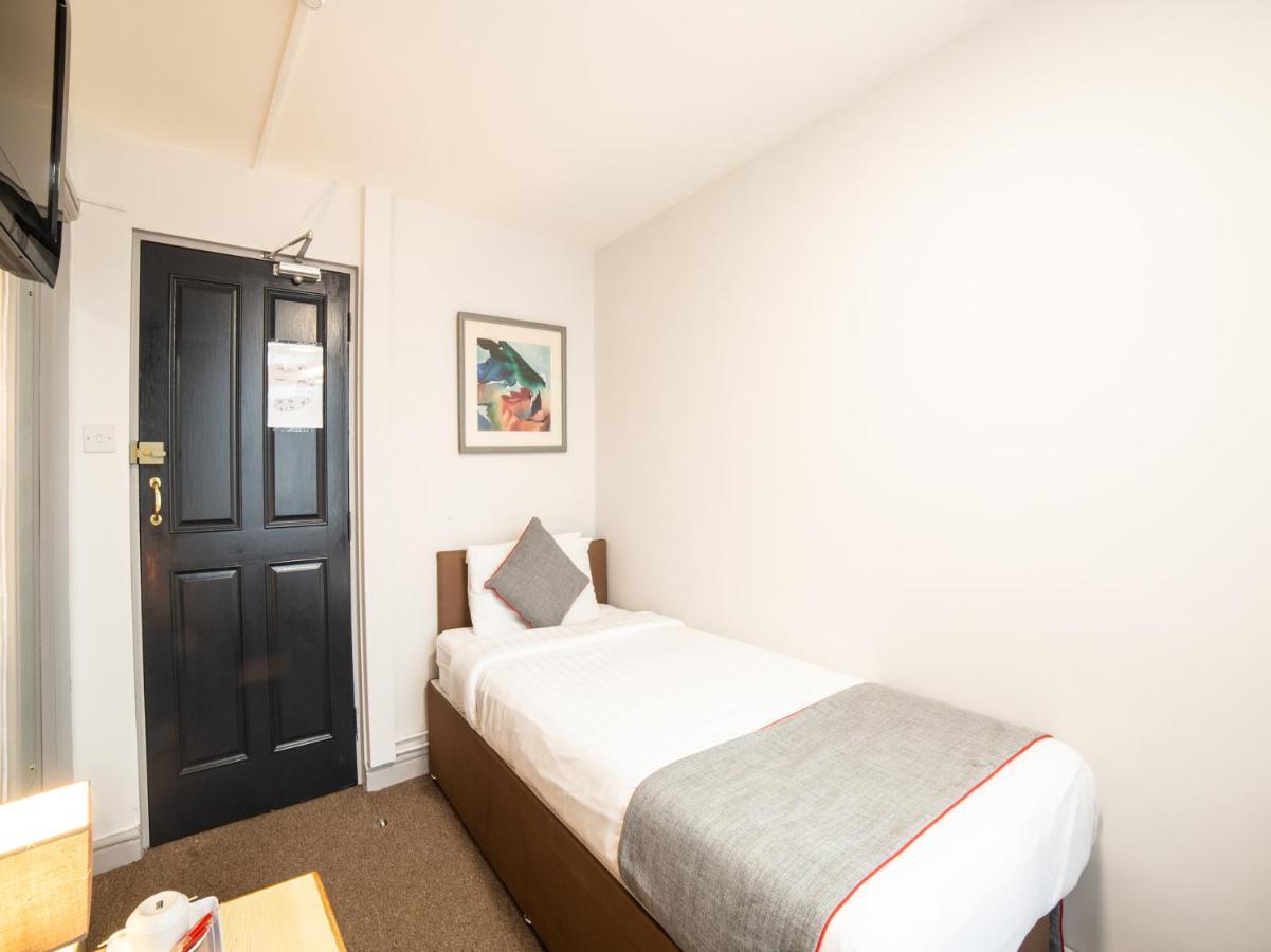 The Royal Hotel Kettering Ngoại thất bức ảnh