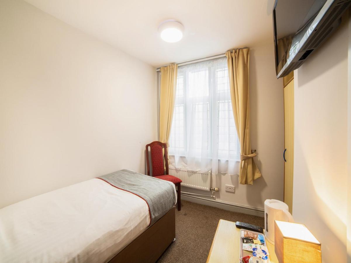 The Royal Hotel Kettering Ngoại thất bức ảnh